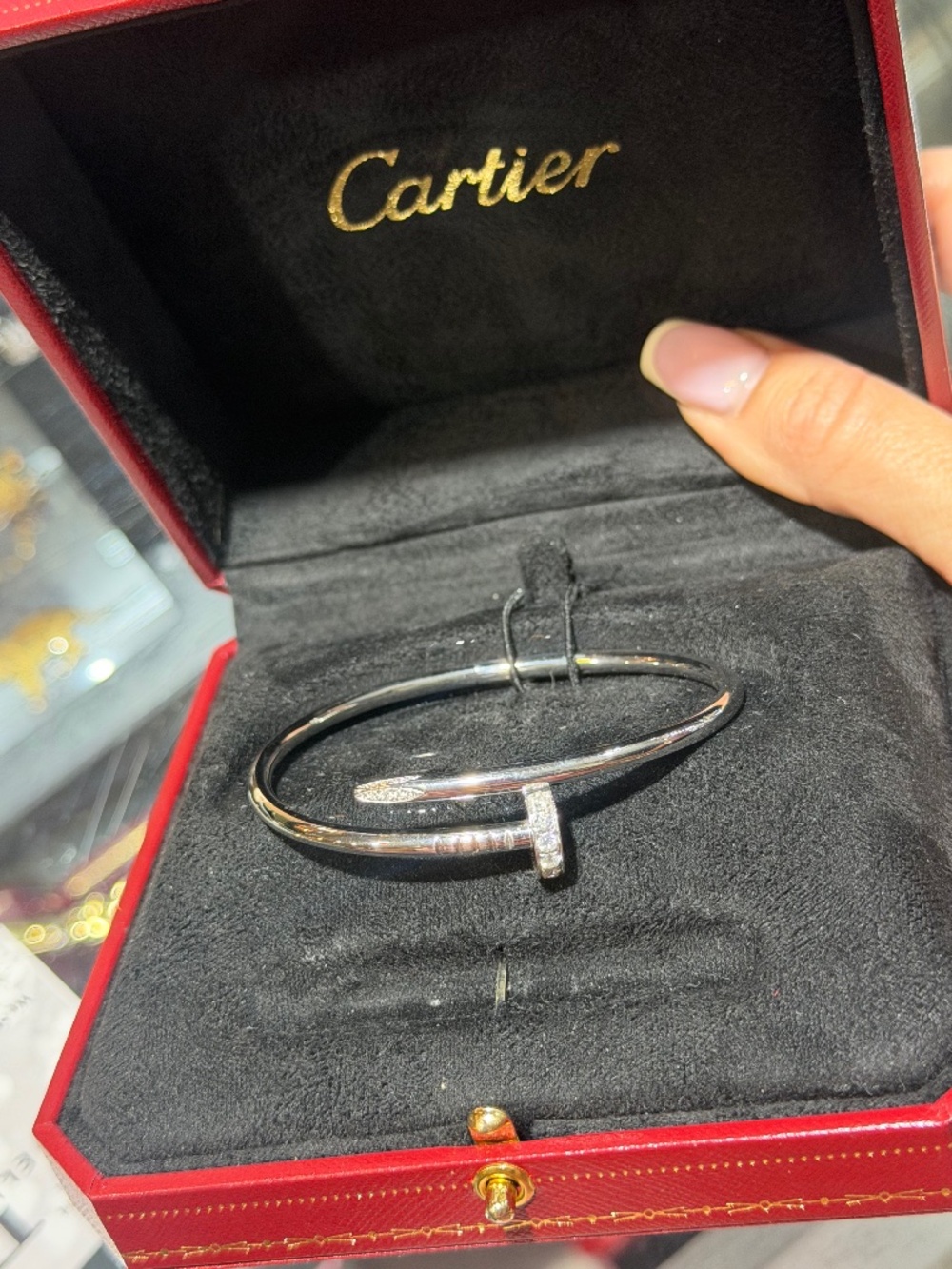 Authentic Cartier JUSTE UN CLOU BRACELET, CLASSIC MODEL, DIAMONDS in White gold